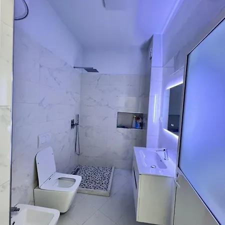 Tirana Apartment *